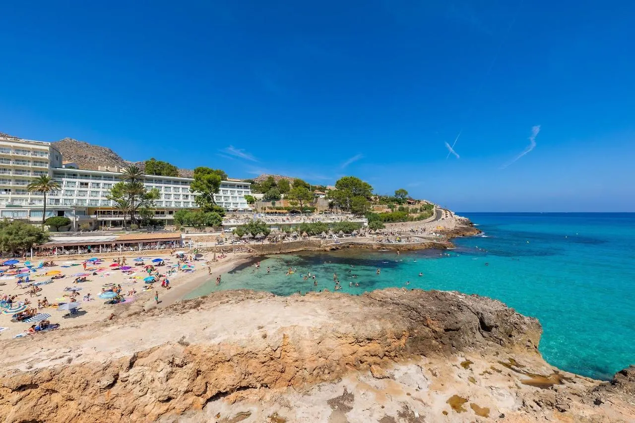 Can Botana 1 Cala de Sant Vicenc Villa